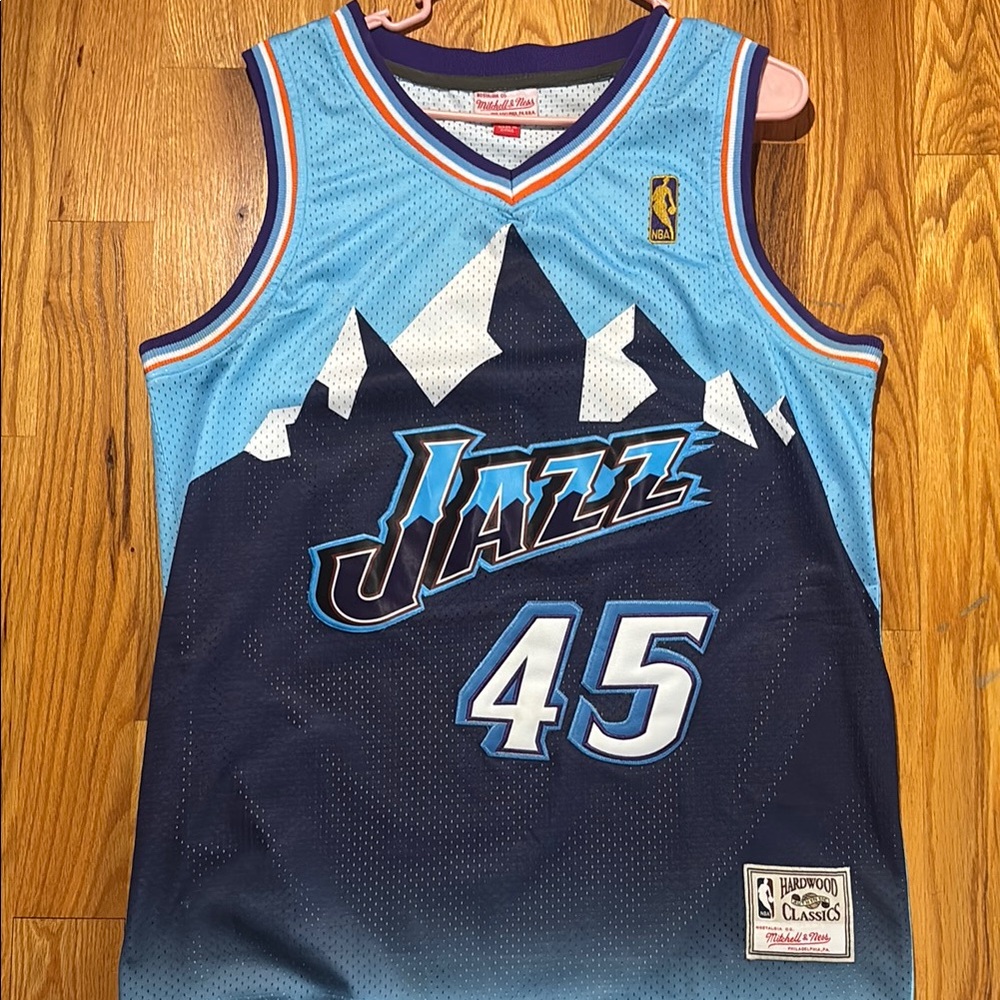Mitchell & Ness Utah Jazz Donovan Mitchell Jersey